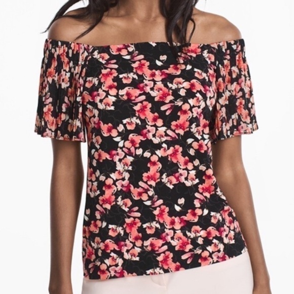 White House Black Market Floral Off The Shoulder Blouse - Picture 2 of 7